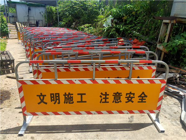 标志牌定制18070287516